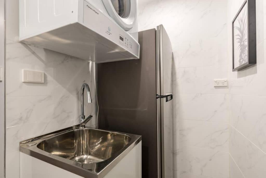1 Private Double Bed In Sydney Cbd Near Train Uts Darlinghar&Icc&C Hinatown Hotel Екстериор снимка